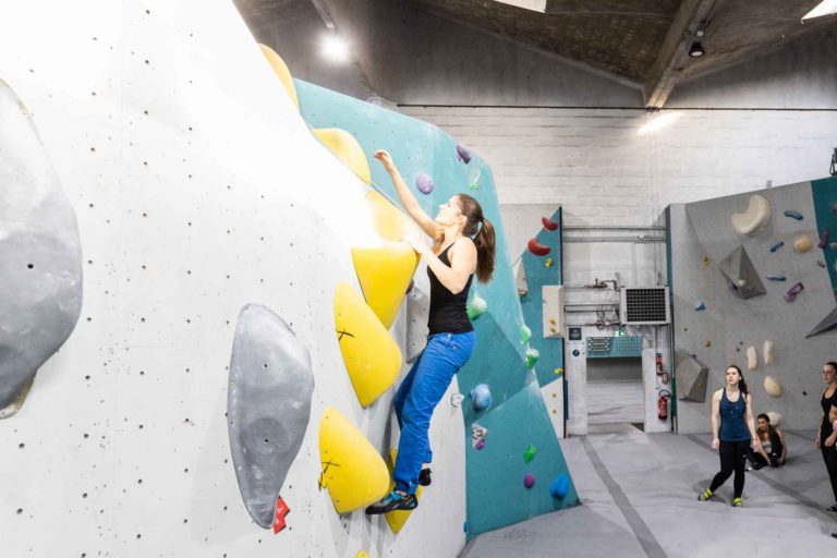 Climb Up Lille Villeneuve salle d'escalade blocs